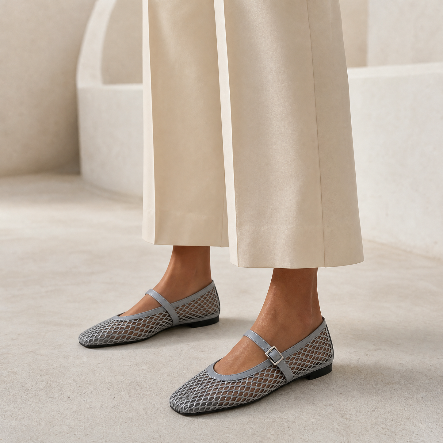 Tove Mesh Mary Jane in Grey