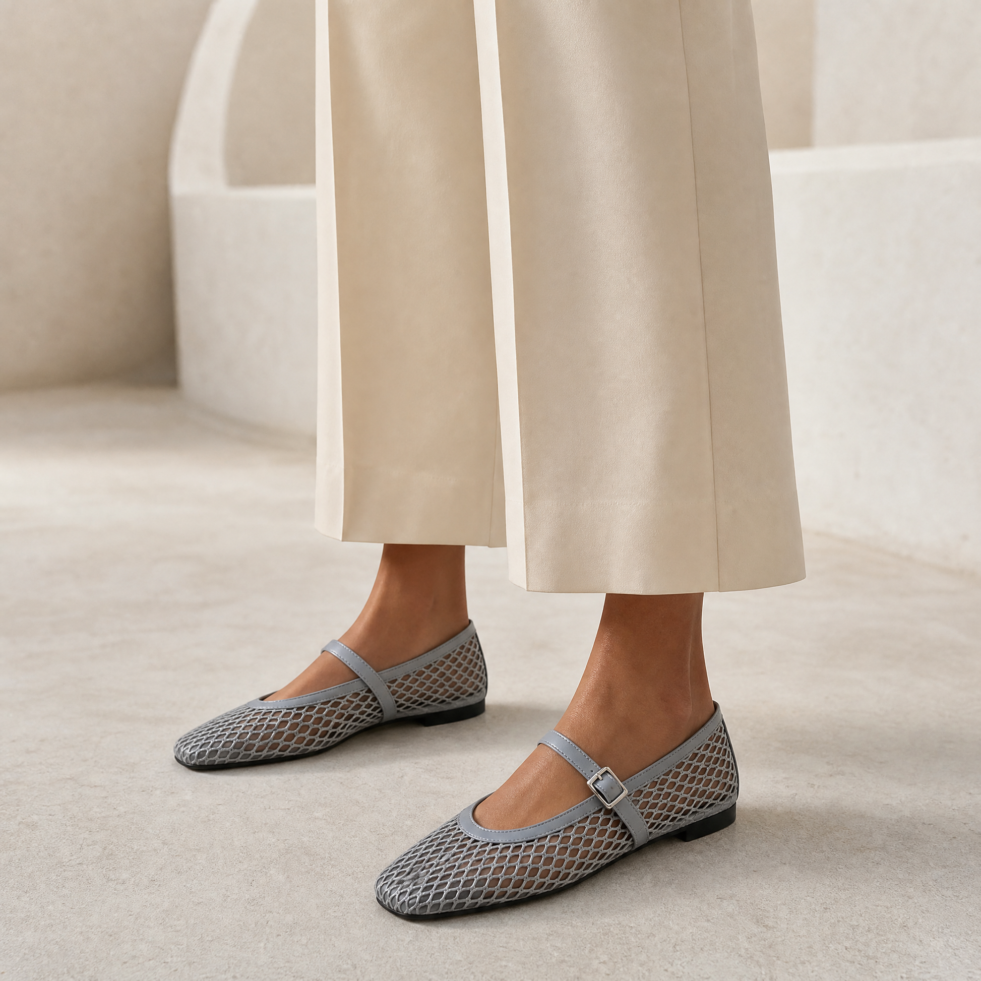 Tove Mesh Mary Jane in Grey