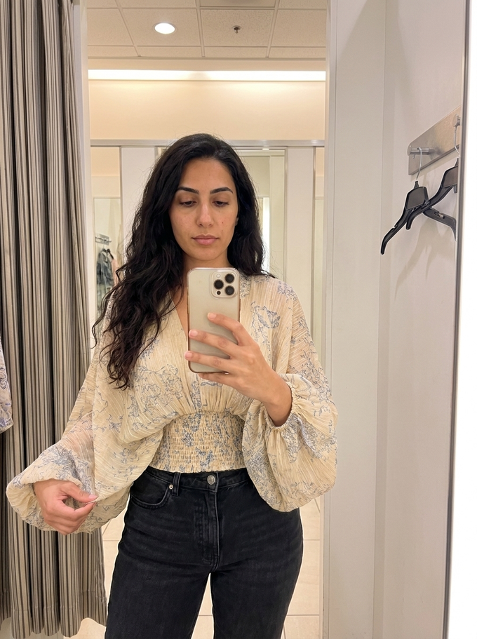 Lily M., 26
